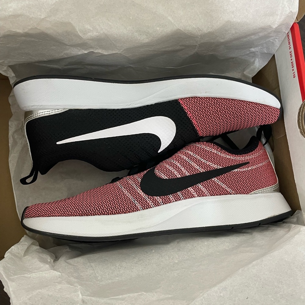 Women’s Nike Dualtone Racer - Picture 3 of 6
